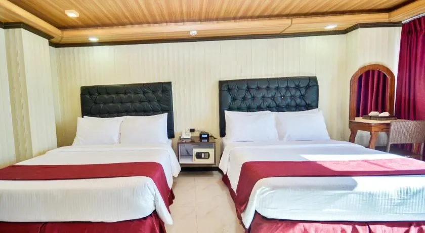 Main Building Premier Partial Sea View Suite at Diamond Water Edge Resort, Boracay