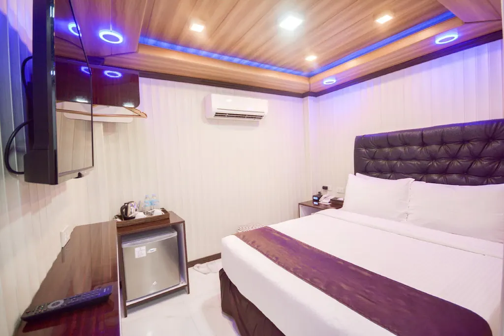 Main Building Standard Room without View at Diamond Water Edge Resort, Boracay