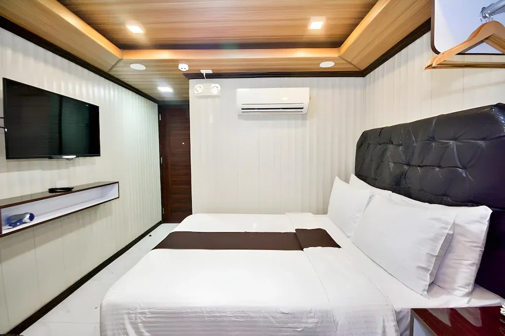 Double Main Standard with Partial View at Diamond Water Edge Resort, Boracay