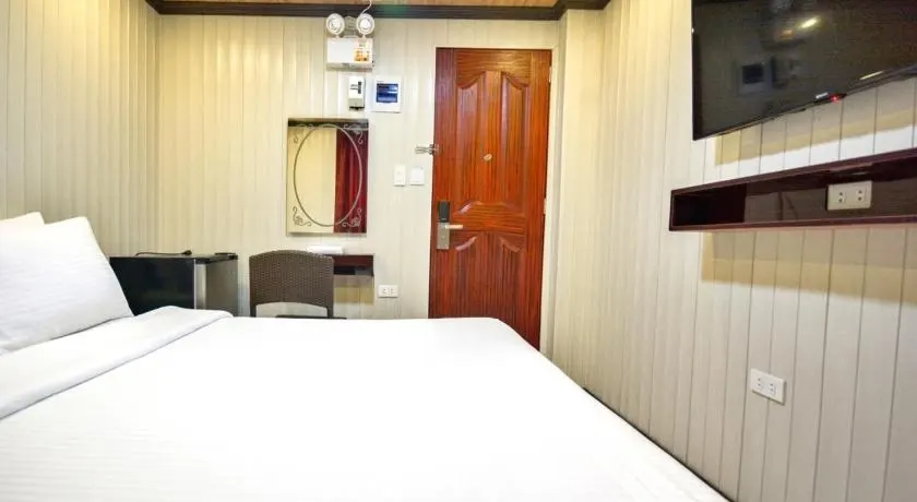 Budget Room (Shared Bathroom) at Diamond Water Edge Resort, Boracay