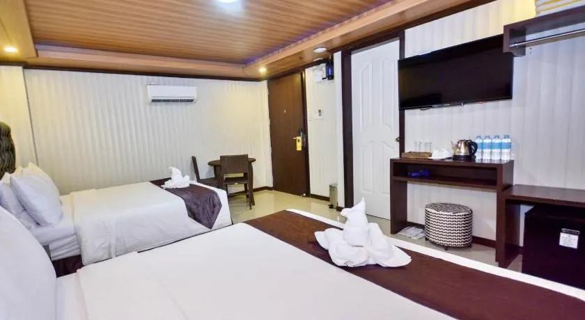 Annex Deluxe Double Room without View at Diamond Water Edge Resort, Boracay