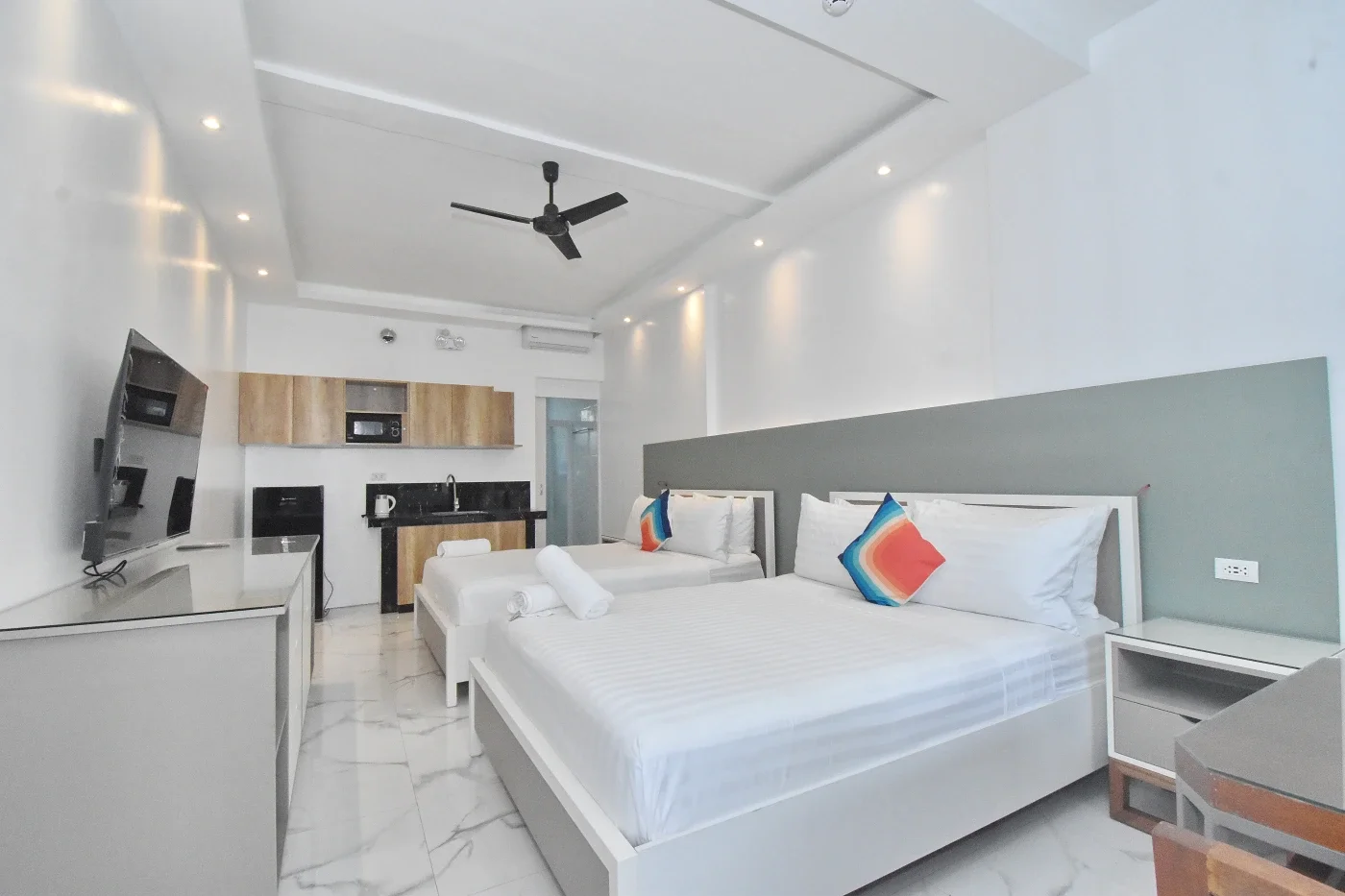 Deluxe Ground Floor