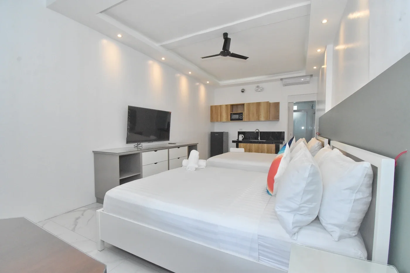 Deluxe Ground Floor