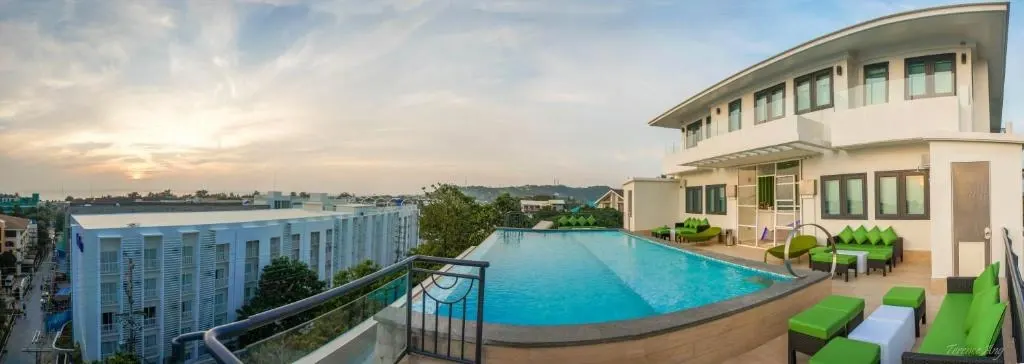 Lime Hotel Boracay, Balabag, Boracay — Photo 1