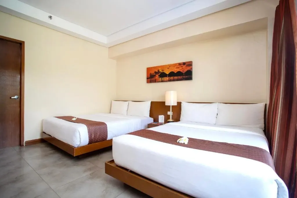 Executive Deluxe at Crown Regency Beach Resort, Boracay