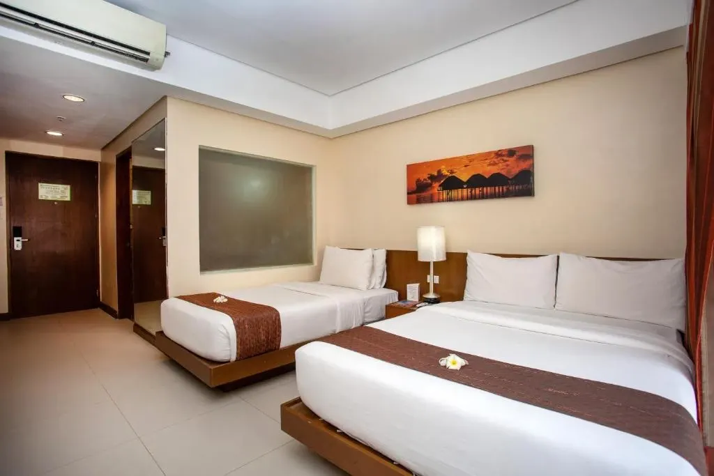 Deluxe Room at Crown Regency Beach Resort, Boracay