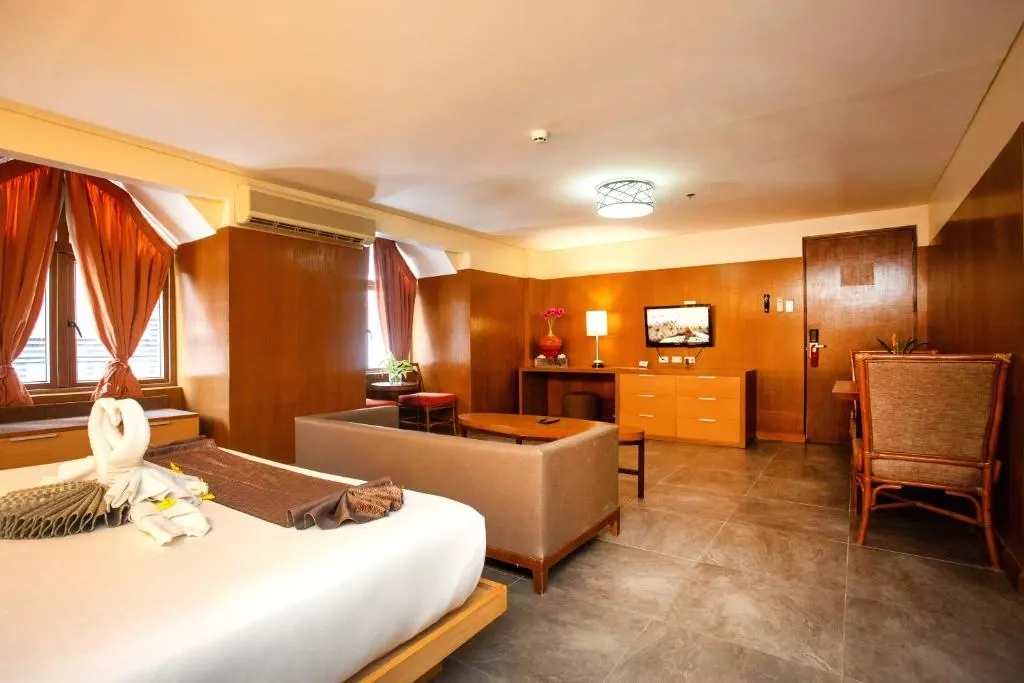 Executive Suite at Crown Regency Beach Resort, Boracay