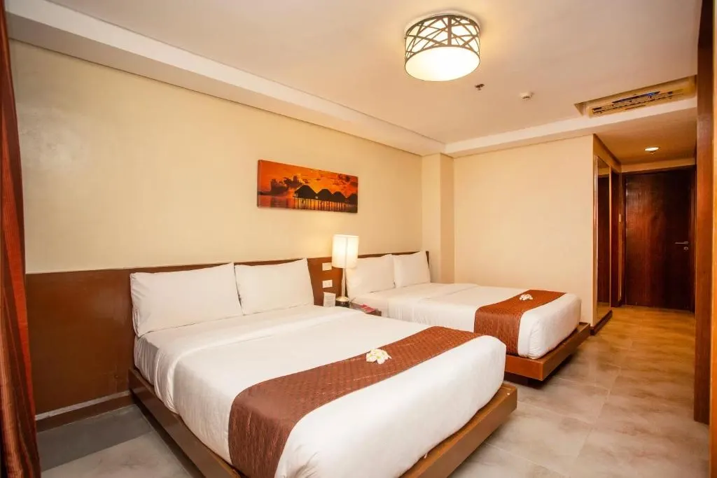 Executive Deluxe at Crown Regency Beach Resort, Boracay