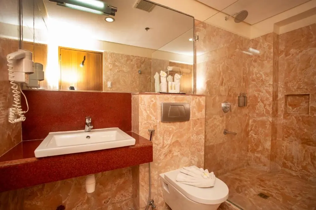 Executive Deluxe at Crown Regency Beach Resort, Boracay