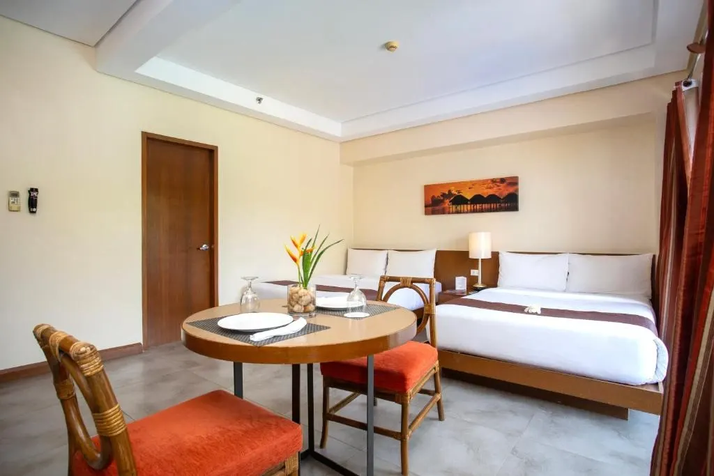 Executive Deluxe at Crown Regency Beach Resort, Boracay