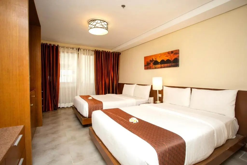 Executive Deluxe at Crown Regency Beach Resort, Boracay