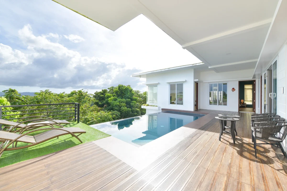 Villa Hakbang