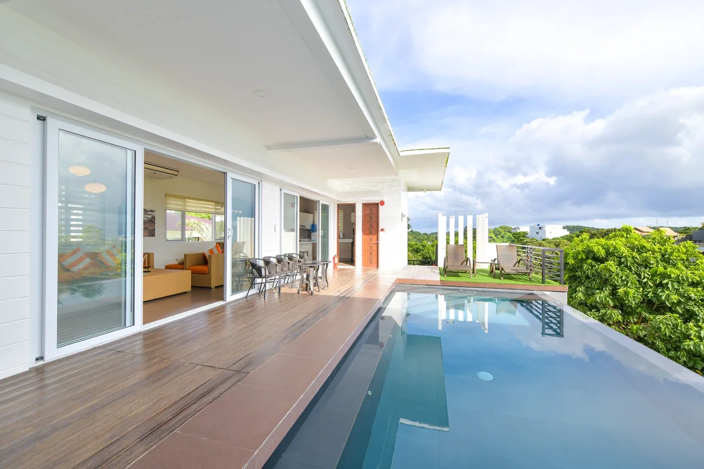Villa Hakbang