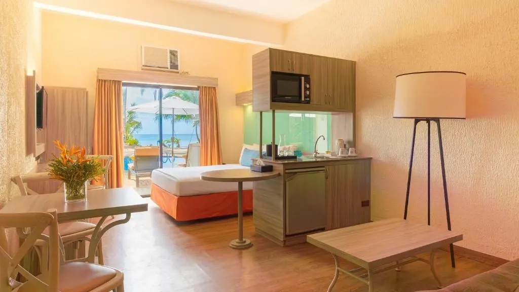 One Bedroom Queen at Microtel by Wyndham Boracay, Boracay