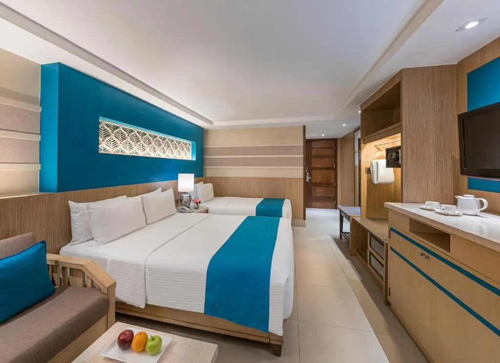 Deluxe Room at Henann Garden Resort, Boracay
