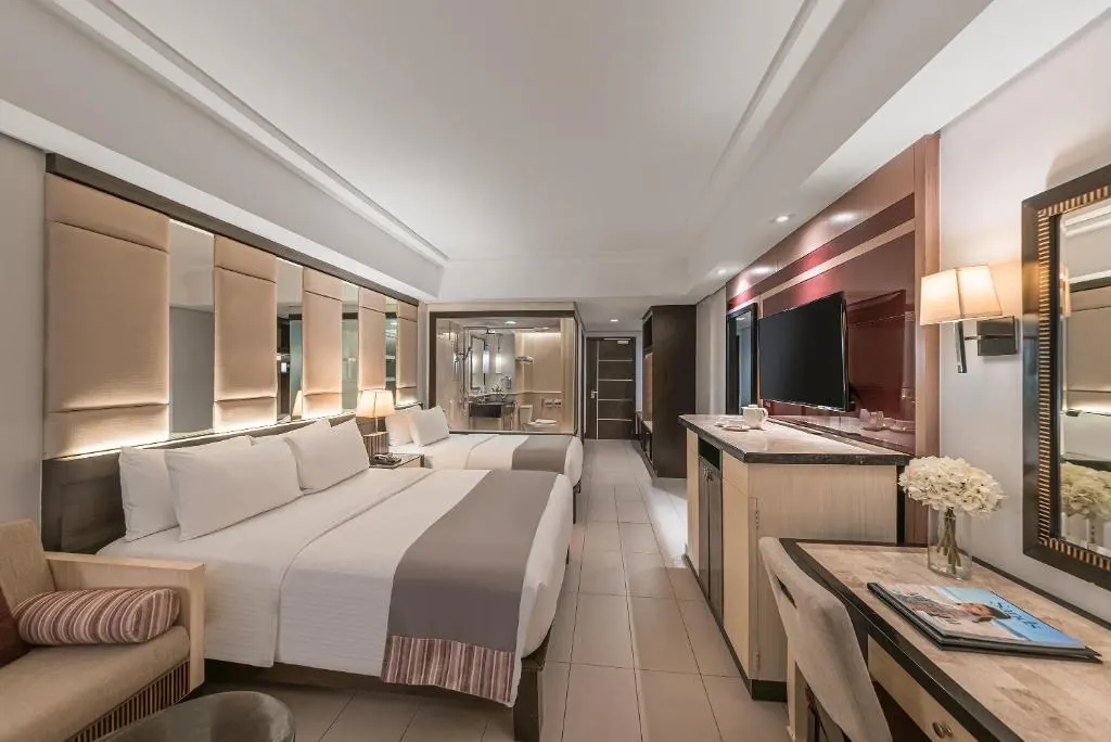 Grand Room at Henann Garden Resort, Boracay