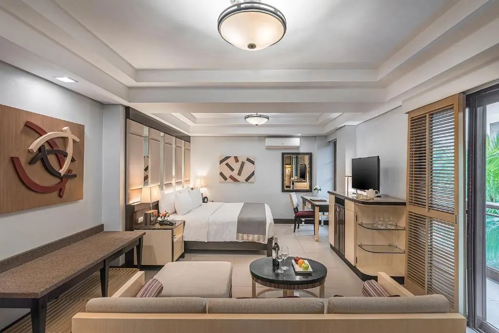 Junior Suite at Henann Garden Resort, Boracay